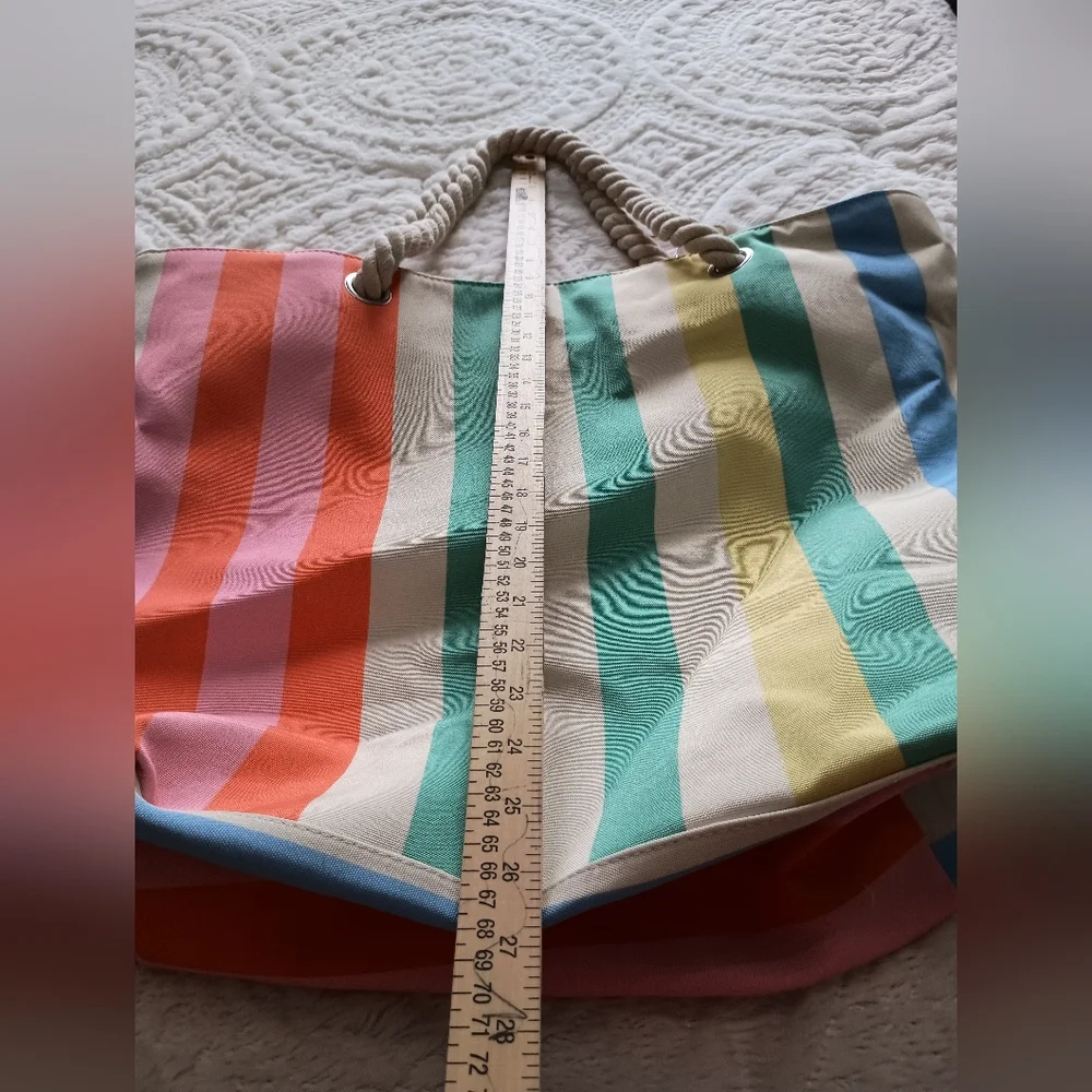 Striped Large Tote Bag - Picture 3 of 6